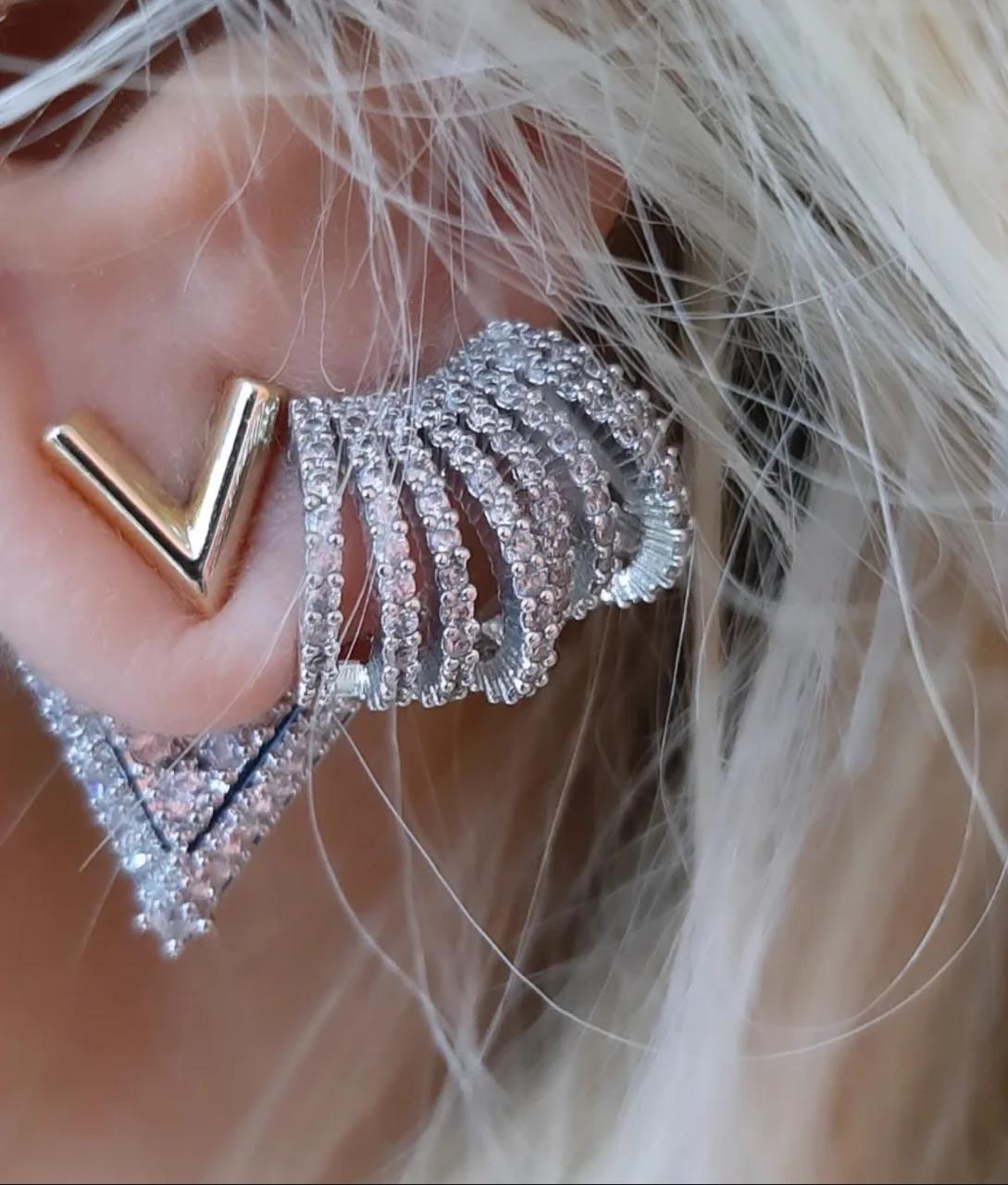 Crystal Spiral Ear Cuff