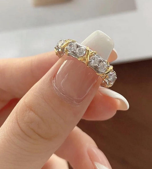 Royale Crystal Ring